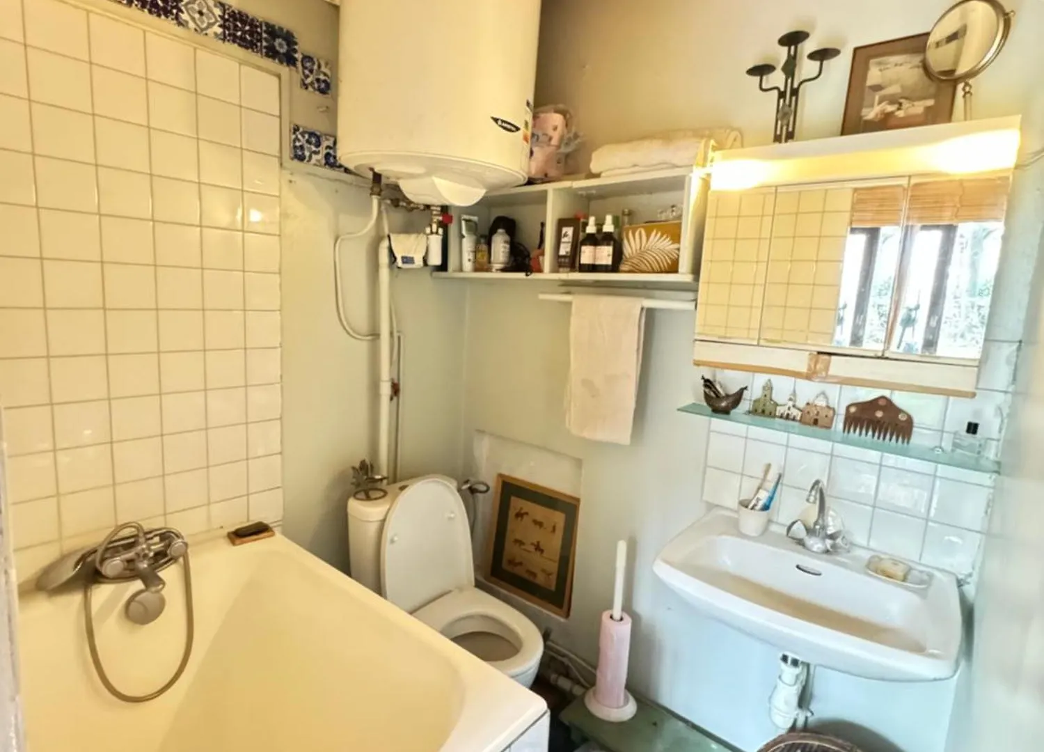 Montmartre Hidden Artist Loft Apartment Paris