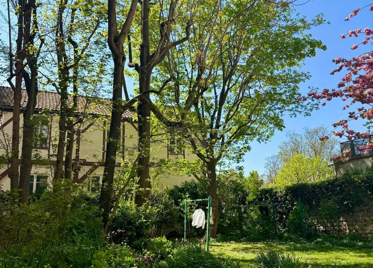 Montmartre Hidden Artist Loft Daire Paris Fransa